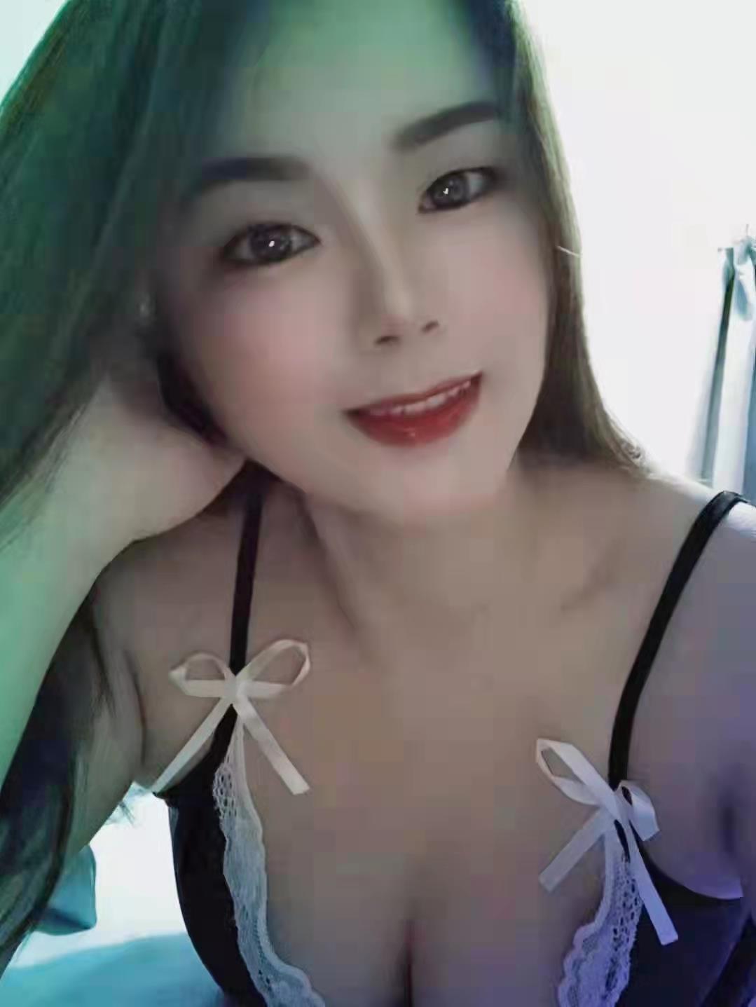 36D制服诱惑刺激得很 第3张