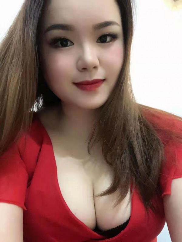 制服诱惑刺激得很 第2张