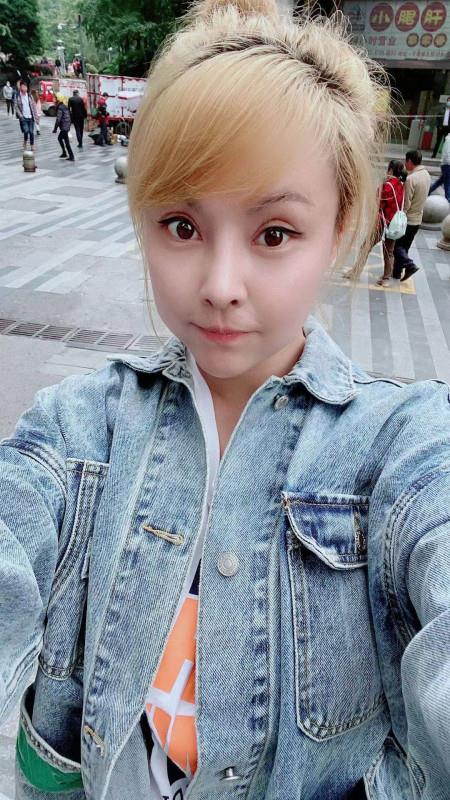 重庆江北观音桥月儿 第1张