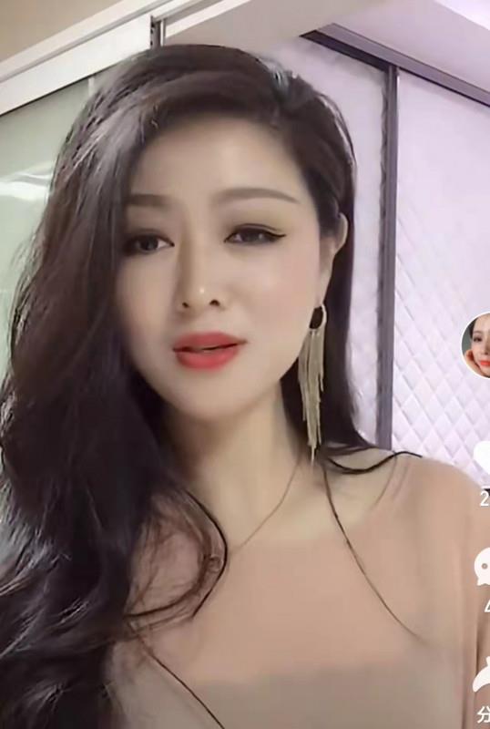 很骚的丰满少妇 第1张
