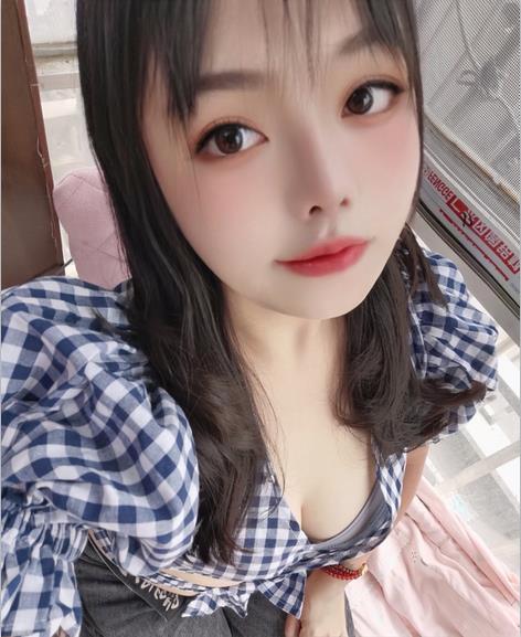 大胸妹妹YYDS悠悠 第3张