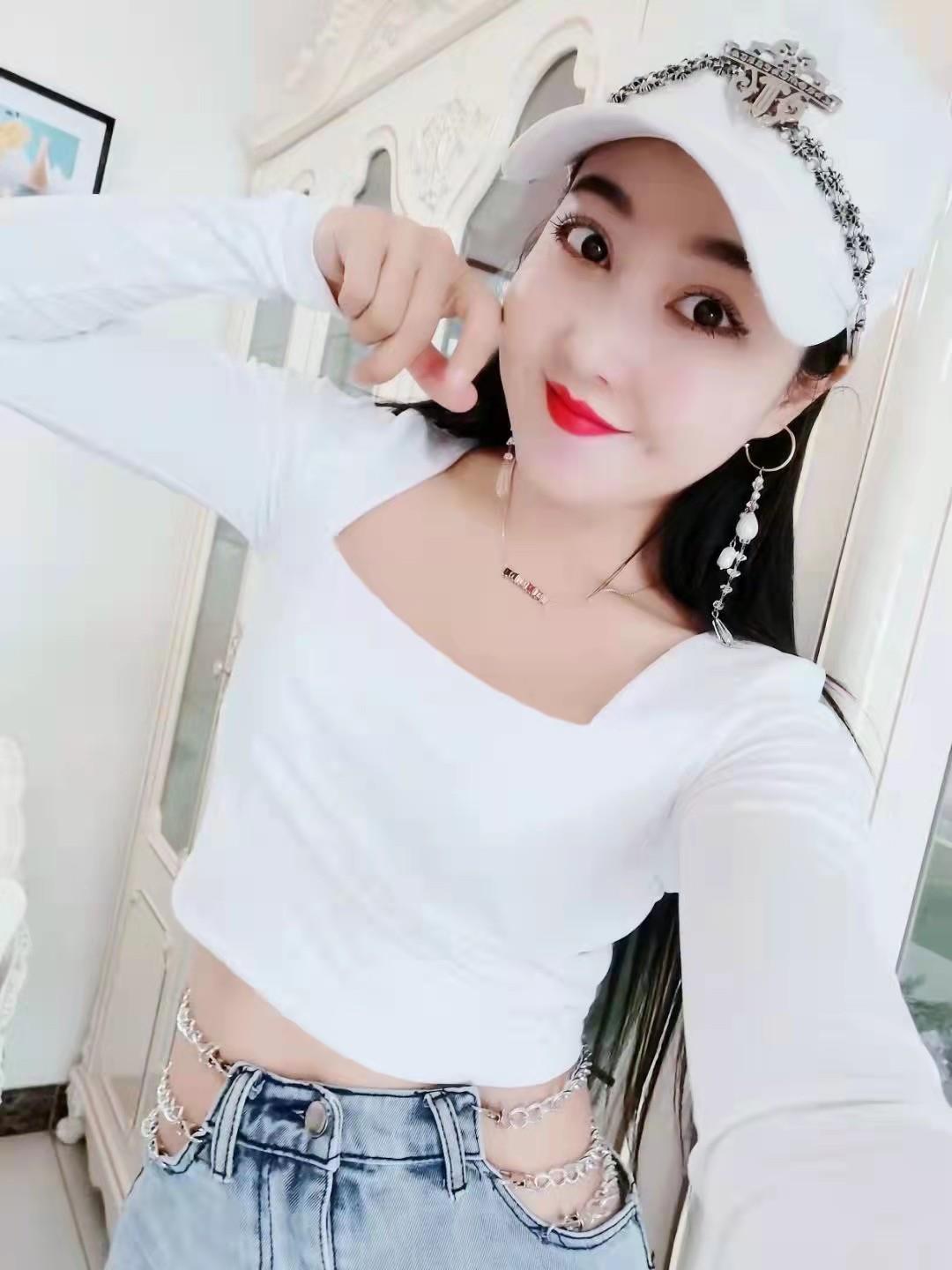 亚运黑丝大长腿 第3张