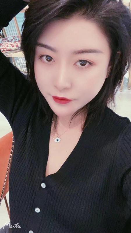 铁西气质美女 第1张