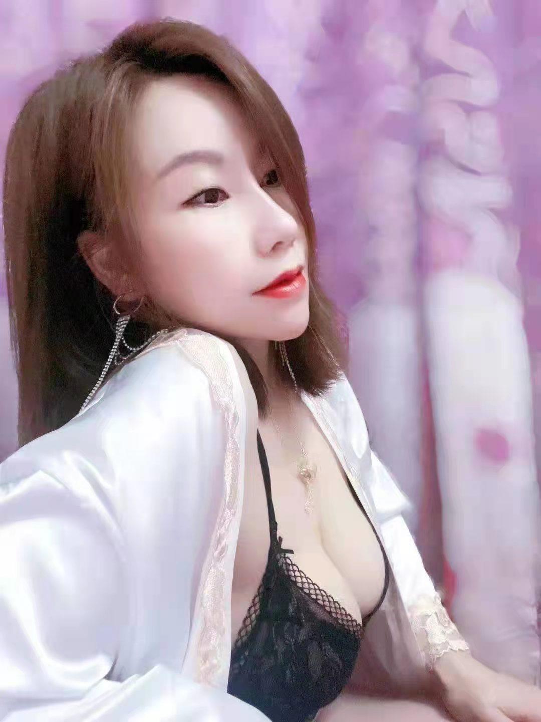 龙华颖儿 第1张