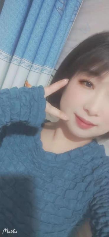 大胸妹子一个 第4张