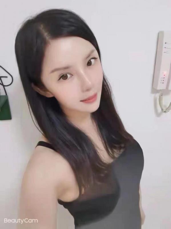南山大冲小老师姗姗 第1张