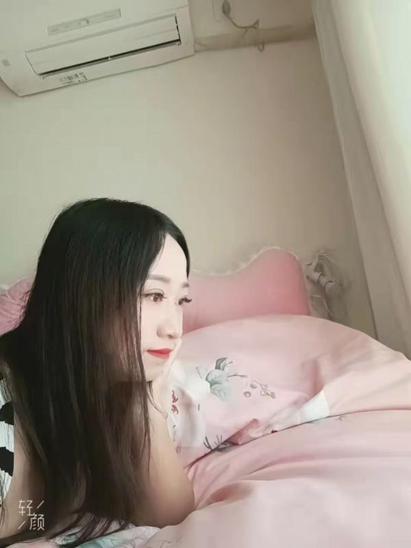 长宁大胸熟女 第3张