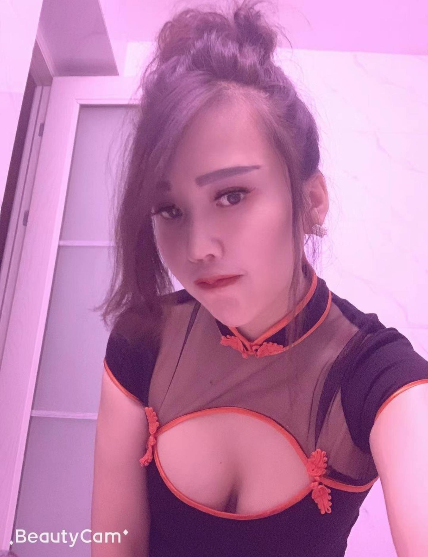 重庆少妇玲玲400两次 第1张