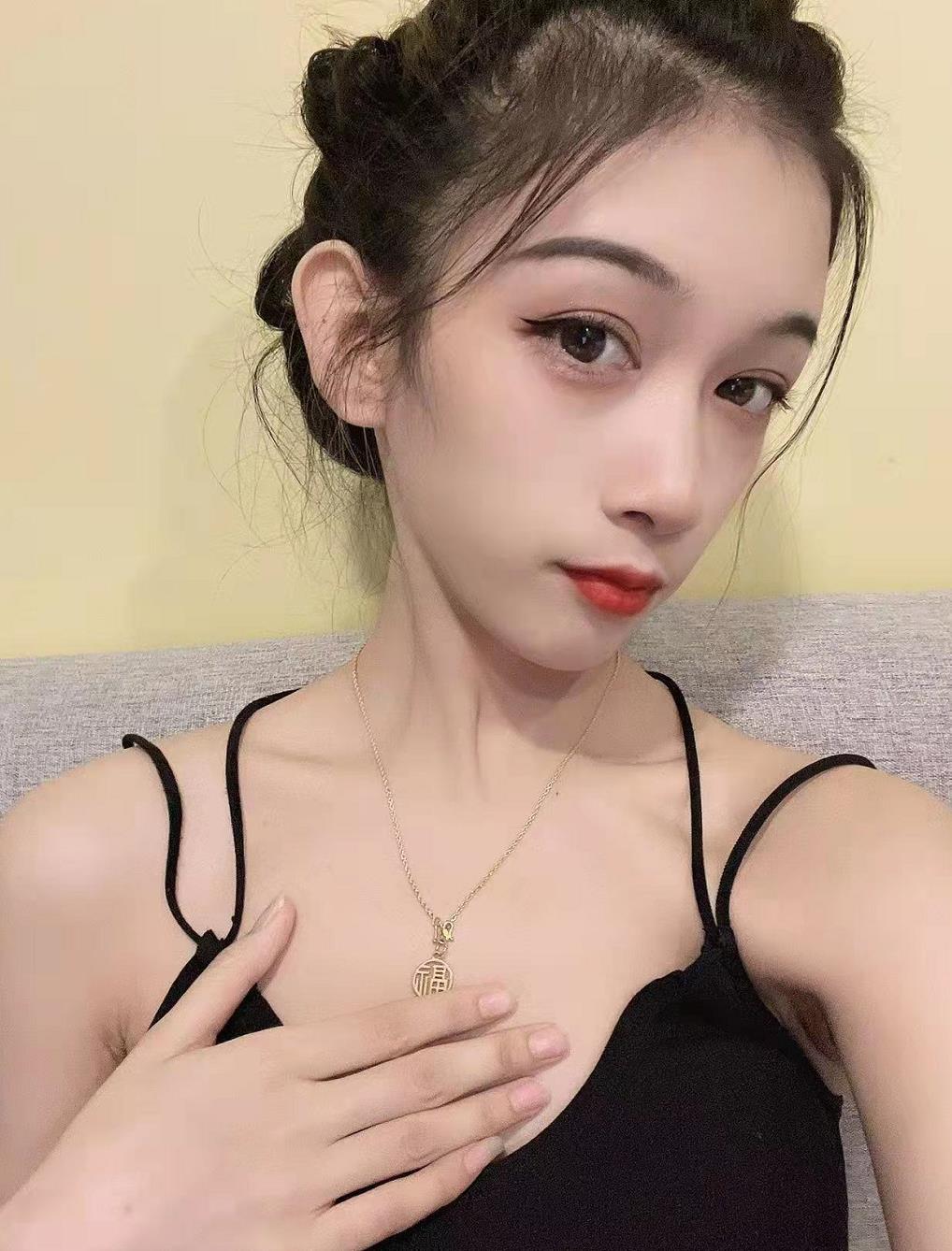 天河萌萌小可爱 第1张