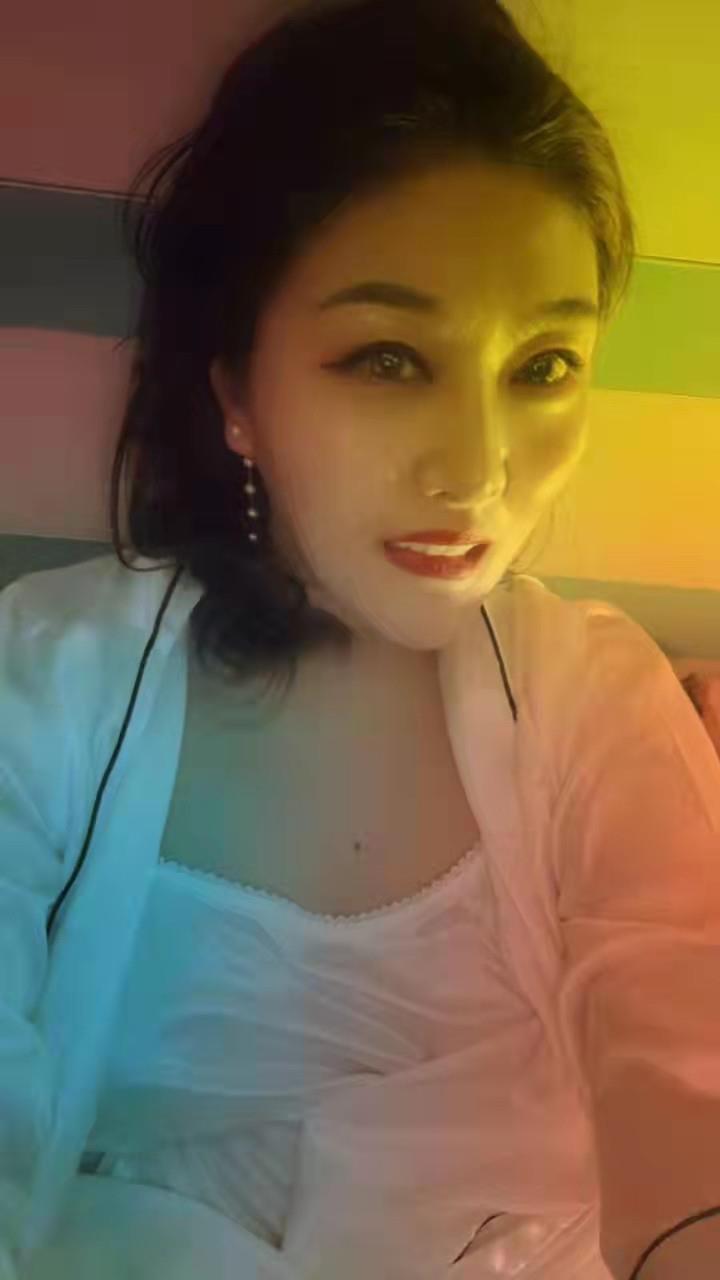 天河东北少妇 第3张