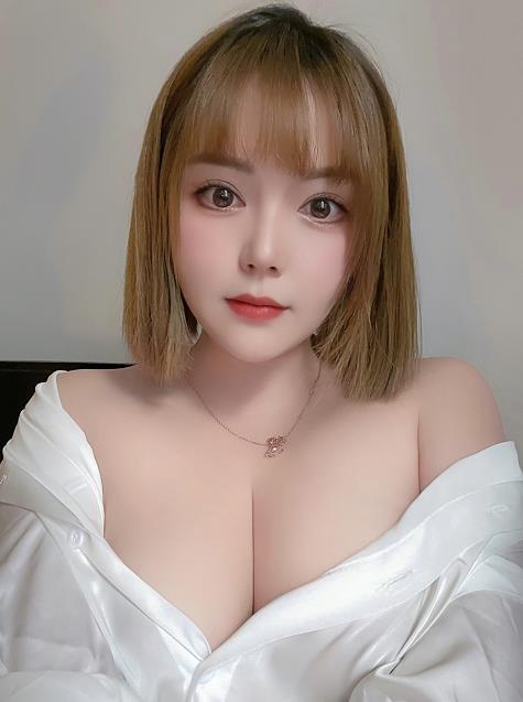 短发女神乐乐 第2张