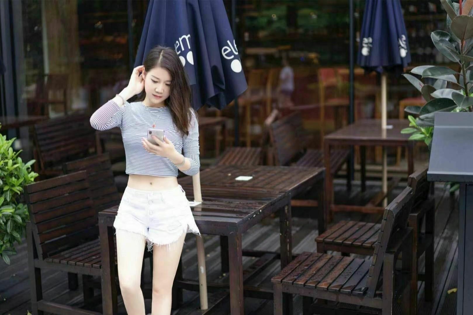 轻熟明月 第2张