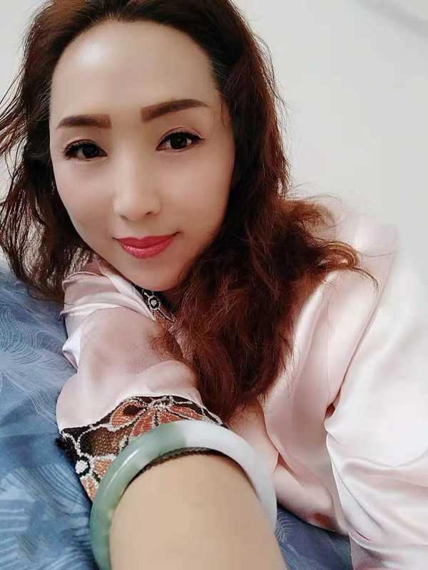 海珠性感少妇多多 第1张