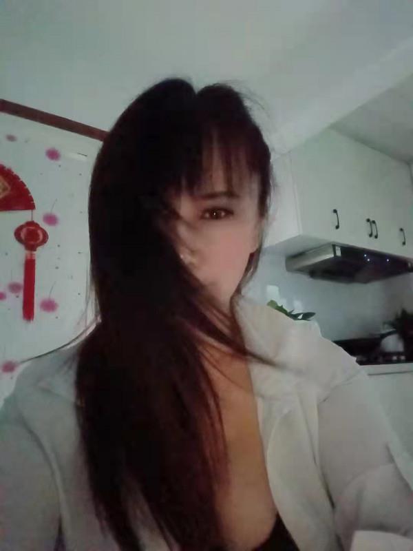 三山街温柔小姐姐 第1张