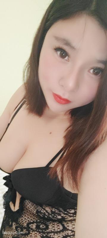 整活大师李亦菲 第2张