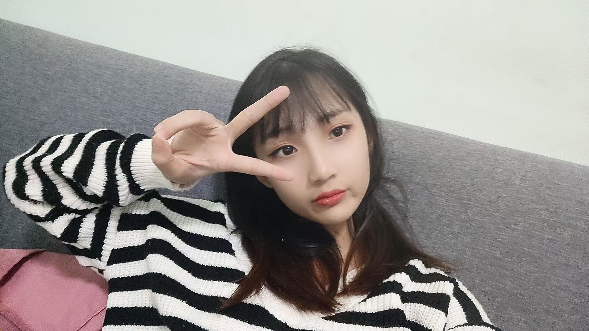 龙岗年轻嫩妹瑶瑶 第1张