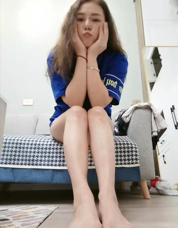 天河区的小姐姐 第3张