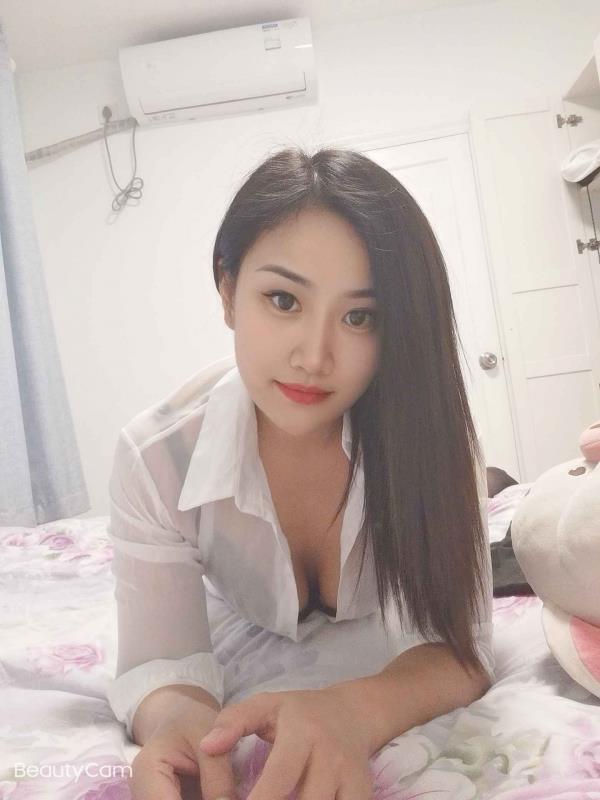 软软的妞妞 第1张