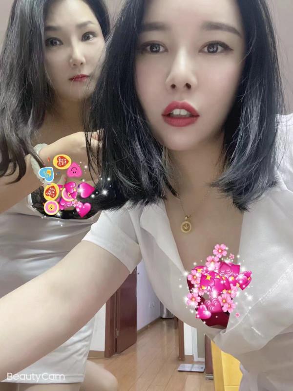 很不错的轻熟女妹子 第2张