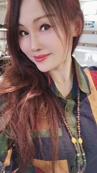 验证的一个熟女 第1张