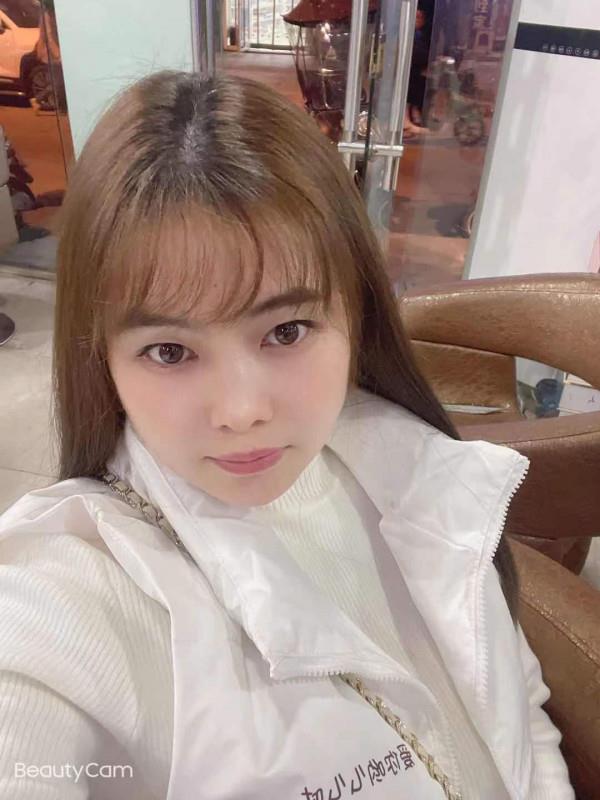 摩尔小姐姐 第1张