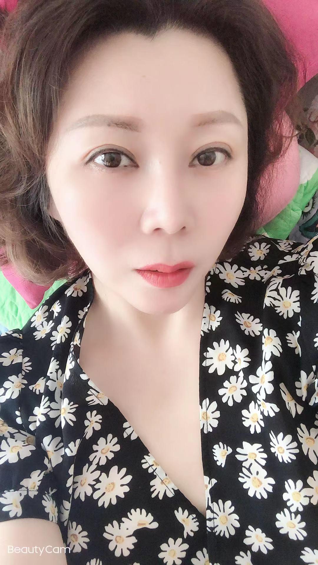 北京朝阳气质美女，会喷水 第2张