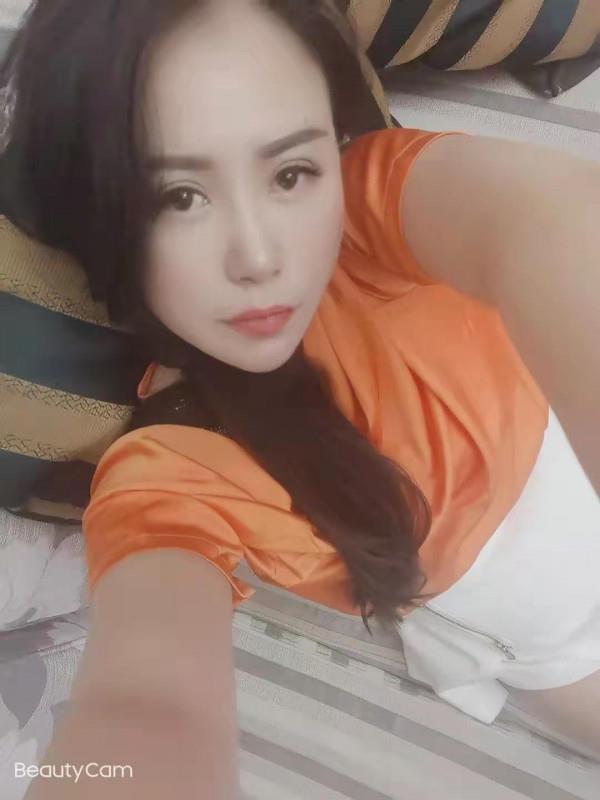 蛟龙港海滨城的楼凤妹子 第1张