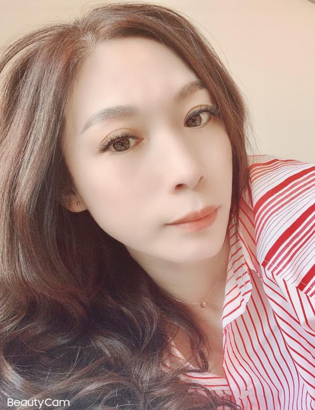 花家地自做销售小敏 第1张