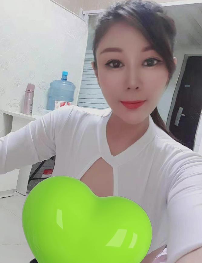 二刷下沙熟女梦灵儿 第1张