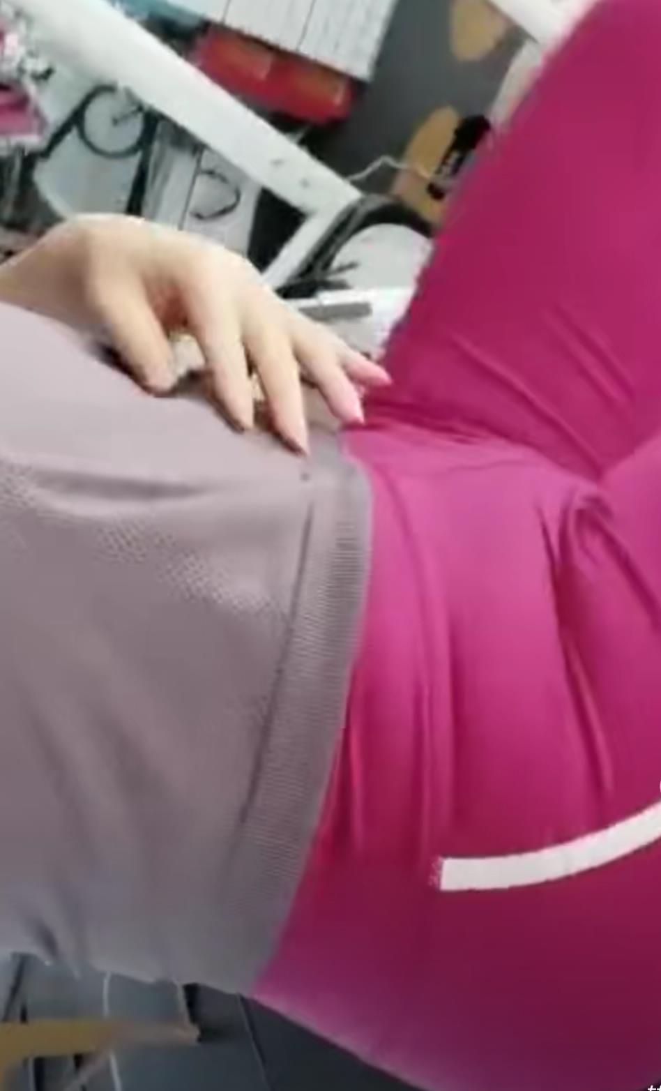 越秀大波肥臀 第3张