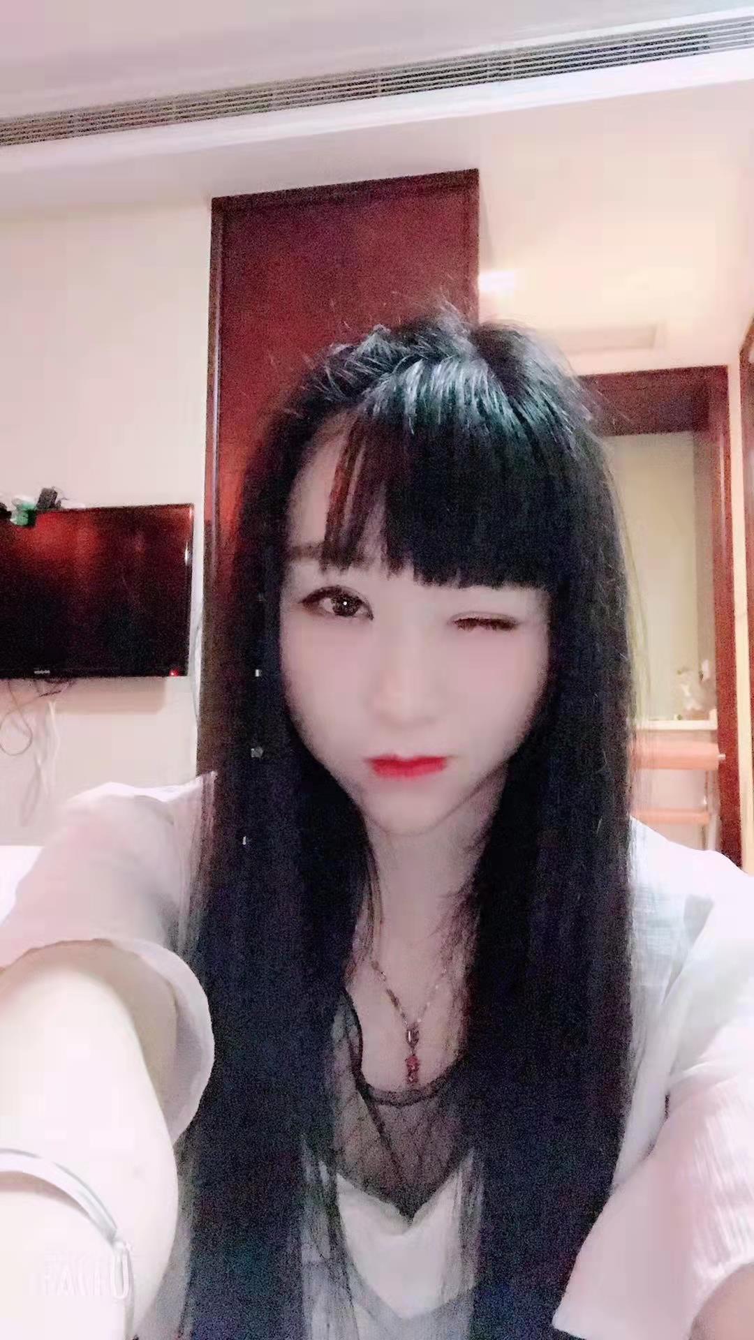 滨江服务系妹子 第2张