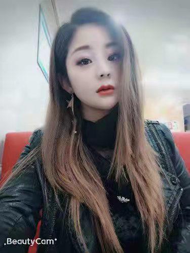 热情骚气十足的妹子 第2张
