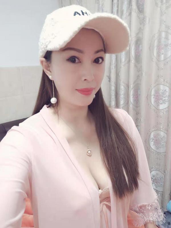 三元里小妮子 第1张