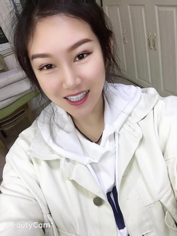 鼓楼的小姐姐 第3张
