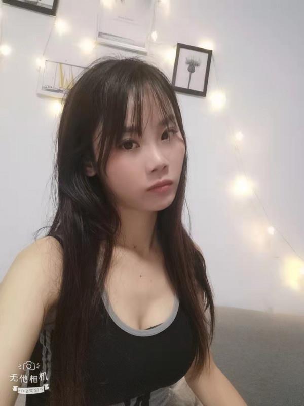 性感大长腿高妹 第1张