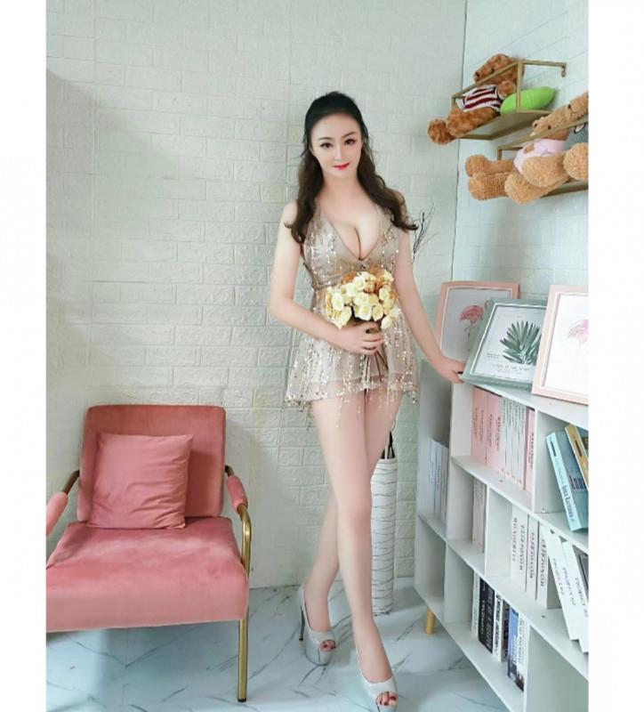 笑笑小姐姐 第1张