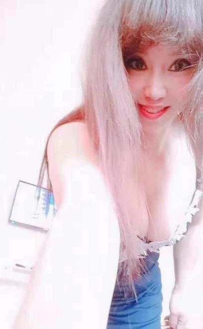 新区熟女泄火体验 第2张