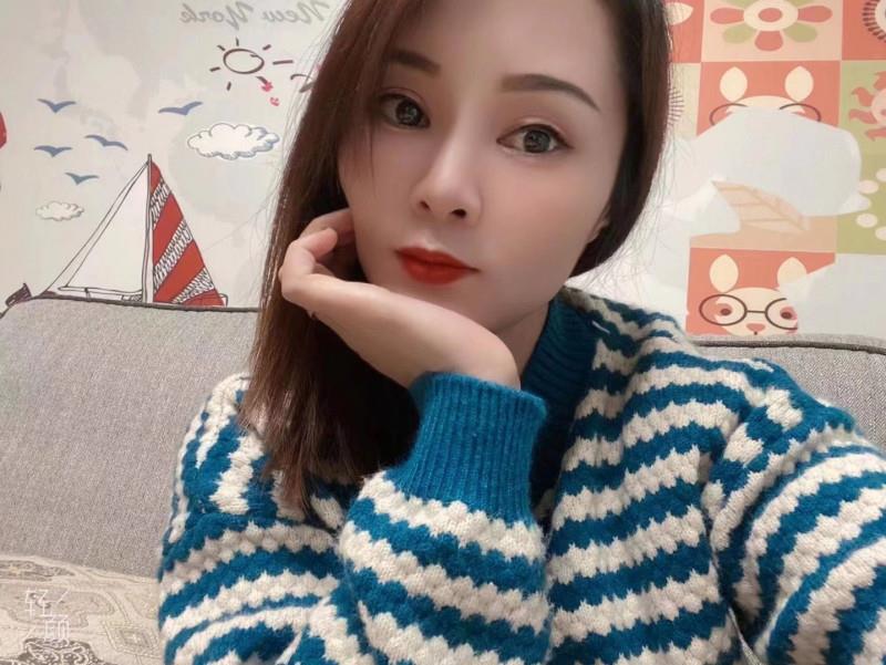 轻熟小少妇 第1张