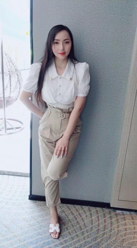 大奶颜值妹子 第3张