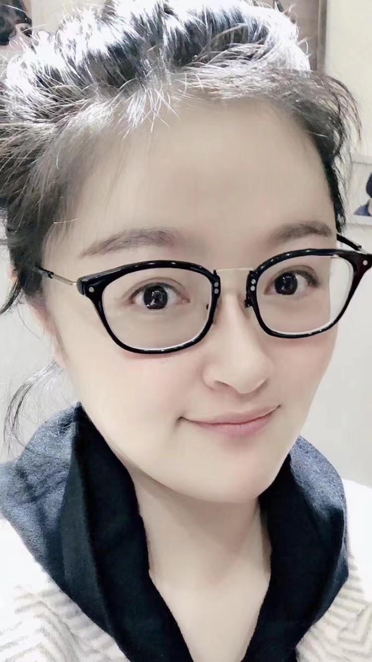 相城居家大奶 第2张
