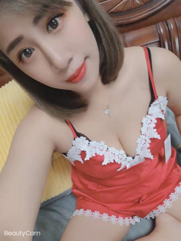 拱墅草莓姐姐 第1张