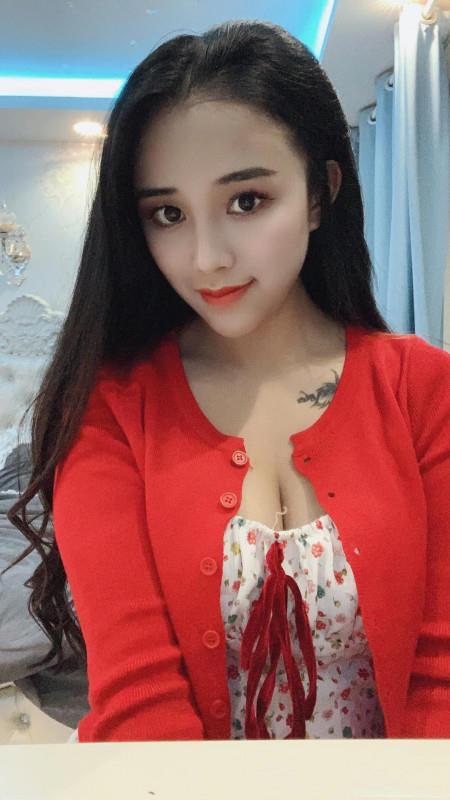 胸很大的可爱妹子 第1张