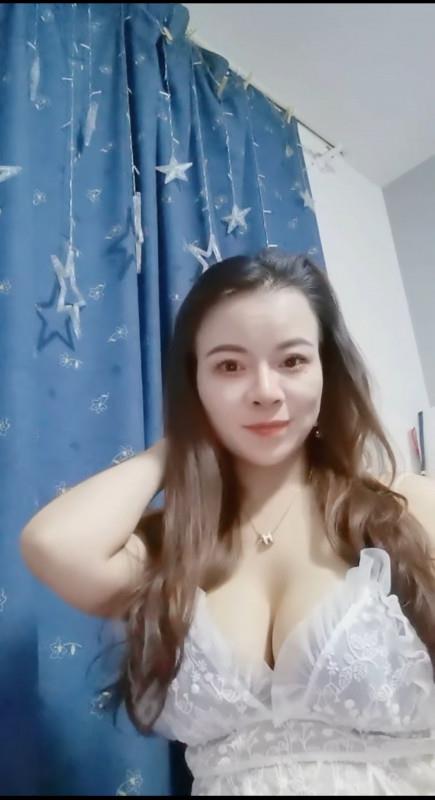 光谷服务系少妇 第1张