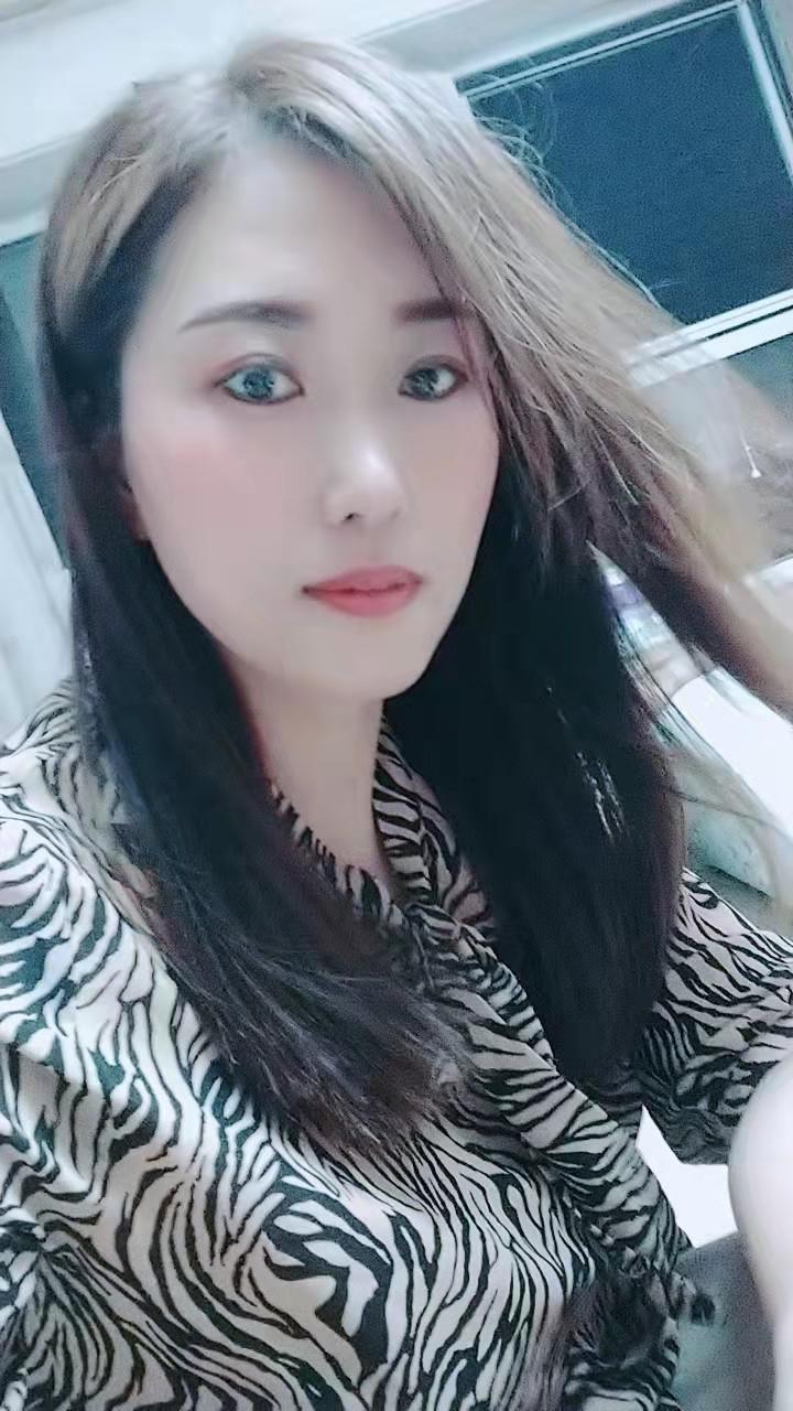 朝阳喷水骚妇 第1张