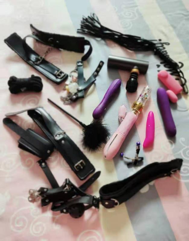道具女王小倩 第2张
