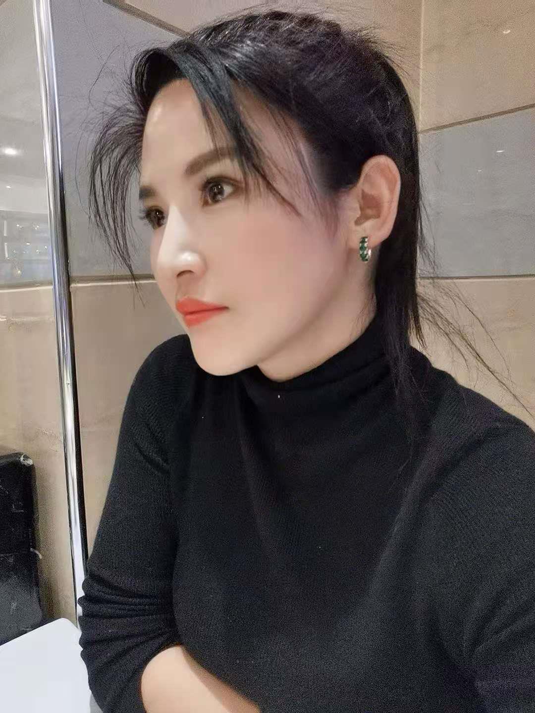 花店的小姐姐 第1张