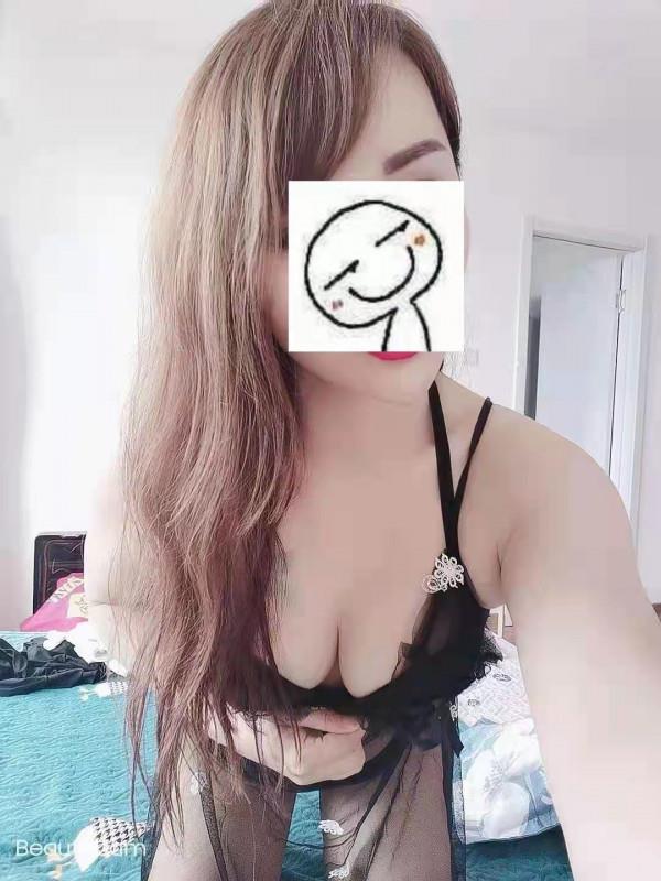 角门骚凤 第1张