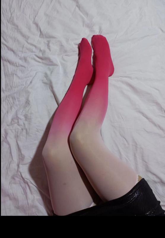 水瓶姐姐熟女美腿 第1张