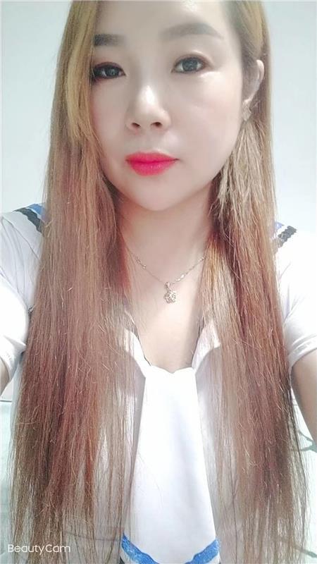 性价比300系巨乳 第1张