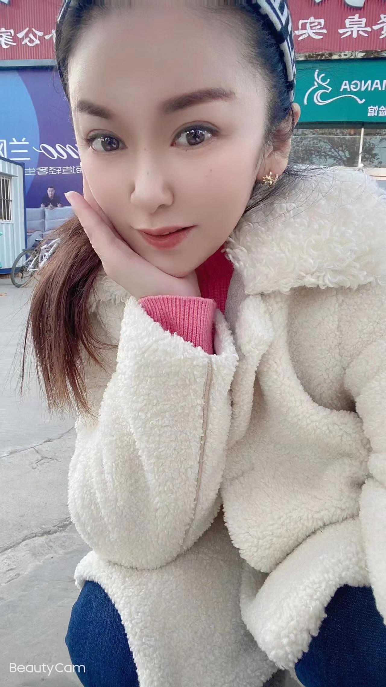 乔司南服务系妹子 第2张